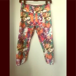 Athletic stretchy gorgeous leggings